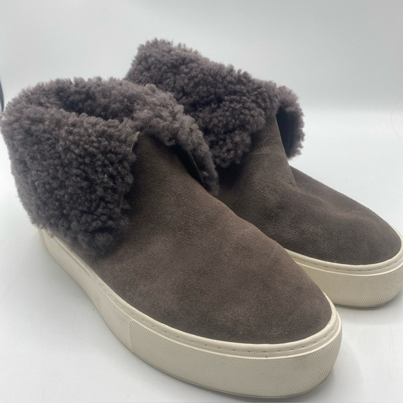UGG Lynus Sneaker Women’s Size 8.5 Suede Shearling Lined Boots 1123692 Brown - Picture 1 of 7
